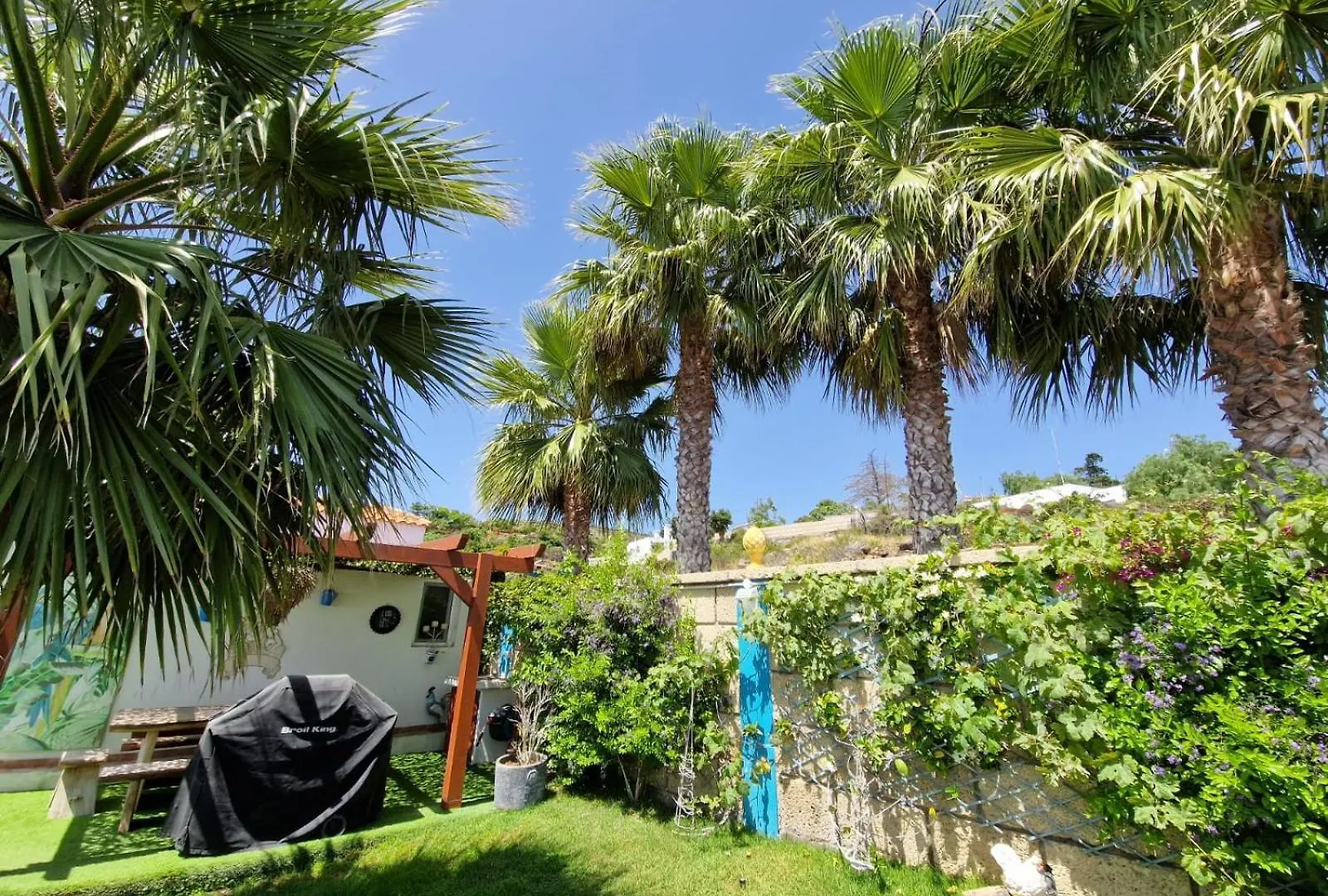 Finca Conejo: Canarian Retreat with Private Wellness Amenities Costa Adeje